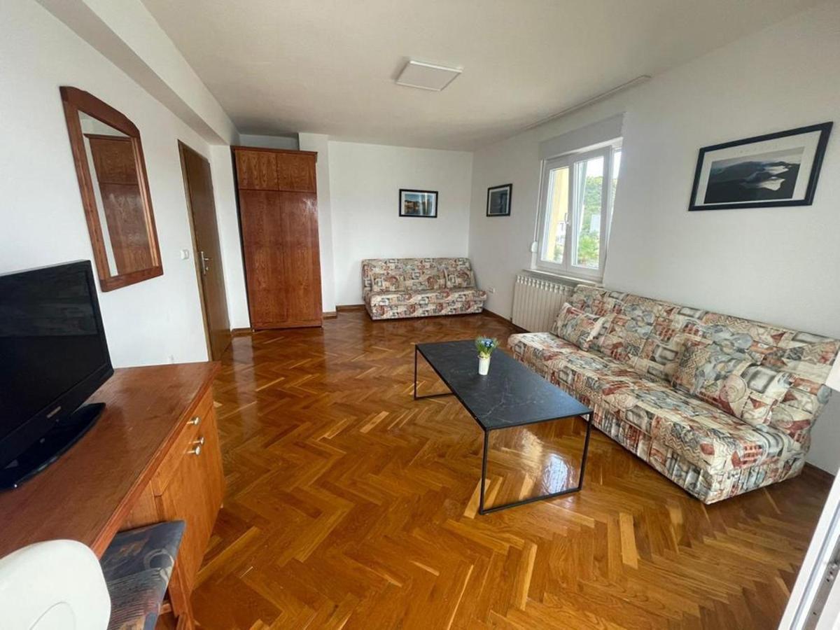 Apartments By The Sea Slatine, Ciovo - 1139 Exterior foto